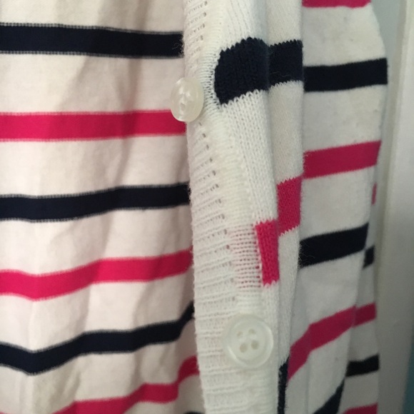 Button up vest - Picture 4 of 5